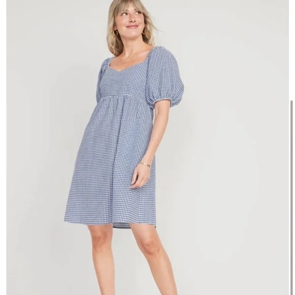 Old Navy Women's Fit & Flare Puff-Sleeve Seersucker All-Day Mini Dress medium